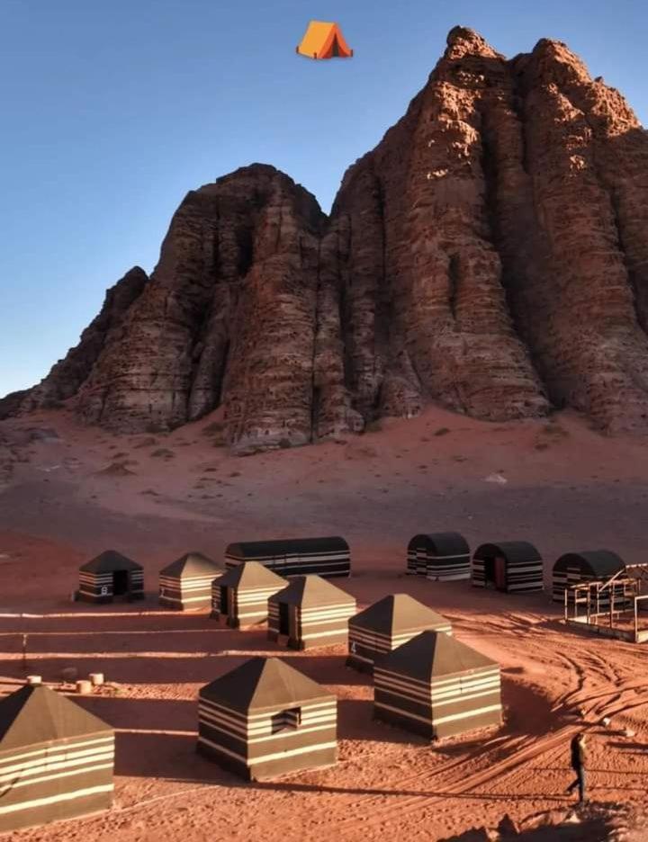 Um Sabatah Camp Hotel Wadi Rum Exterior foto